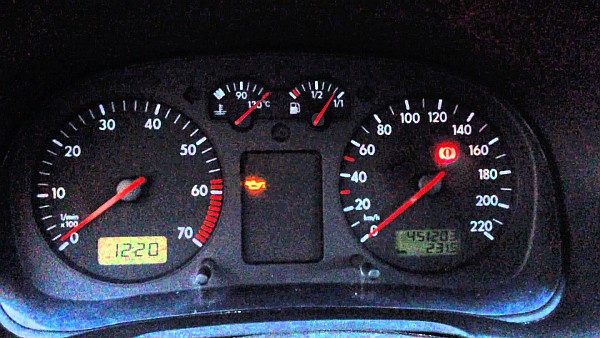 Oil Indicator - Fail Oil Indicator - Fail