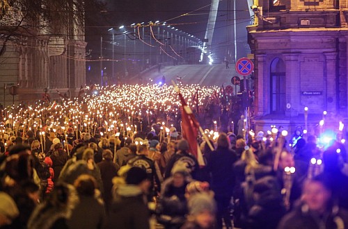 Torchlight procession, Riga